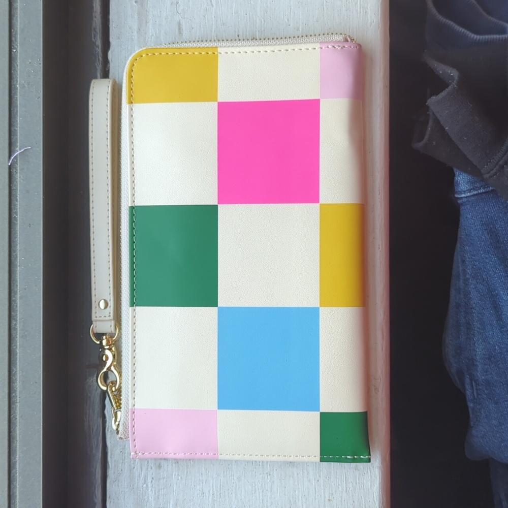 ban.do getaway travel wallet
